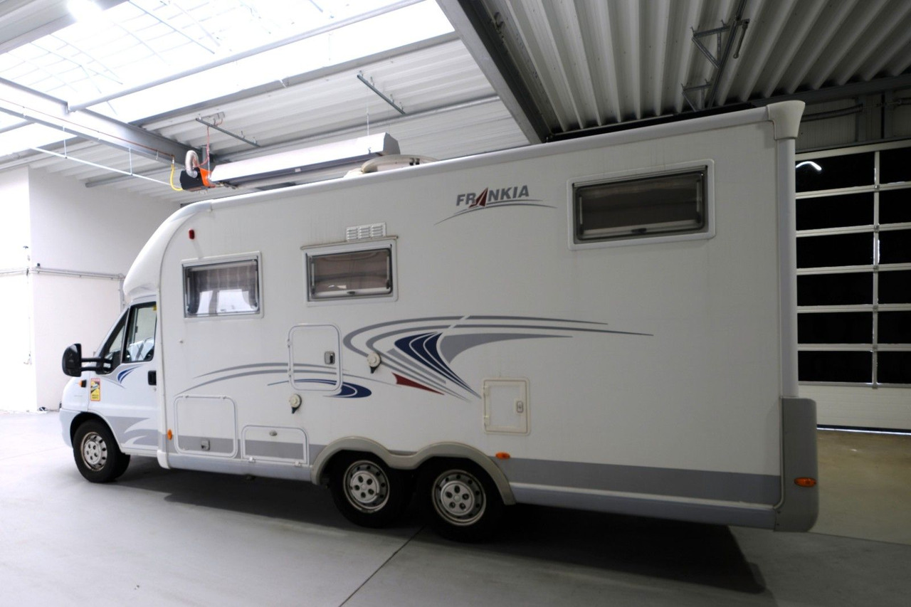 Frankia T 730 BD Comfort Class/Automatik/Festbett/Klima - Ημιενιαίο αυτοκινούμενο: φωτογραφία 4 Frankia T 730 BD Comfort Class/Automatik/Festbett/Klima - Ημιενιαίο αυτοκινούμενο: φωτογραφία 4