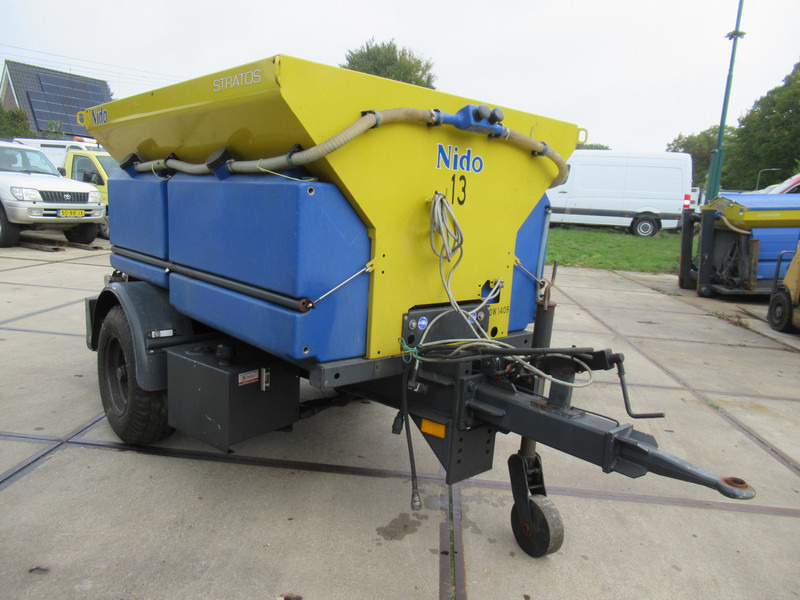 NIDO Stratos B17KR-21 AWCLN-350 1,7M3 + 850L Salzstreuer Zoutstrooier Saltspreader - Αλατιέρα: φωτογραφία 2 NIDO Stratos B17KR-21 AWCLN-350 1,7M3 + 850L Salzstreuer Zoutstrooier Saltspreader - Αλατιέρα: φωτογραφία 2