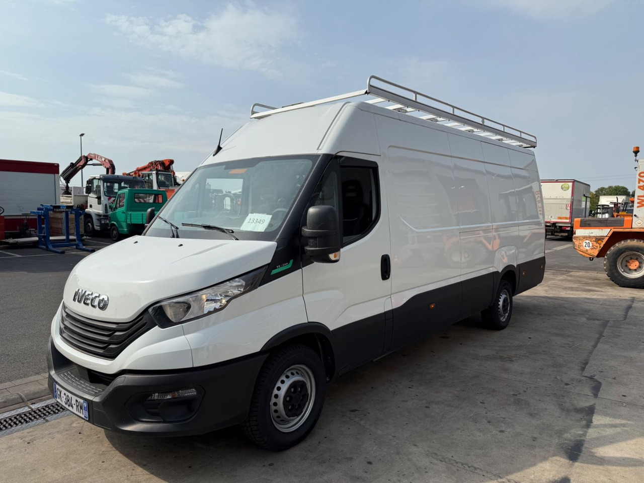 Iveco Daily 35S14 Maxi/CNG/2.700km!/TOP - Βαν: φωτογραφία 2 Iveco Daily 35S14 Maxi/CNG/2.700km!/TOP - Βαν: φωτογραφία 2