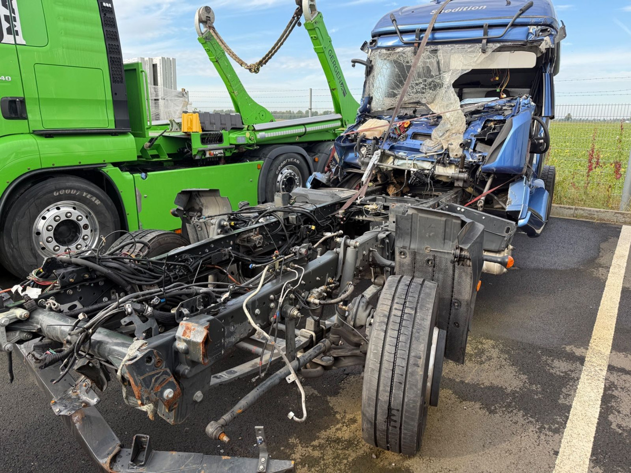 Iveco Eurocargo 110EL250 Unfallchassis - Φορτηγό αυτοκινητάμαξα: φωτογραφία 1 Iveco Eurocargo 110EL250 Unfallchassis - Φορτηγό αυτοκινητάμαξα: φωτογραφία 1