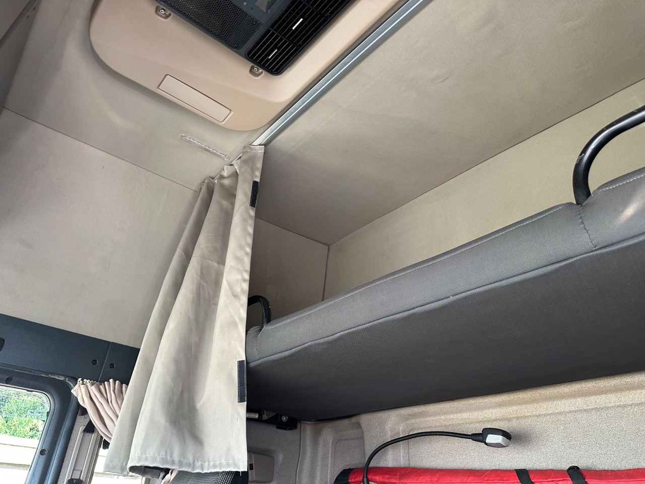 MAN 8.250 TGL*VDI2700*TOP*4-er Zug BFT Anhänger MAN 8.250 TGL*4x L1H1*XLX Kabine*VDI2700*TOP* - Φορτηγό αυτοκινητάμαξα: φωτογραφία 5 MAN 8.250 TGL*VDI2700*TOP*4-er Zug BFT Anhänger MAN 8.250 TGL*4x L1H1*XLX Kabine*VDI2700*TOP* - Φορτηγό αυτοκινητάμαξα: φωτογραφία 5