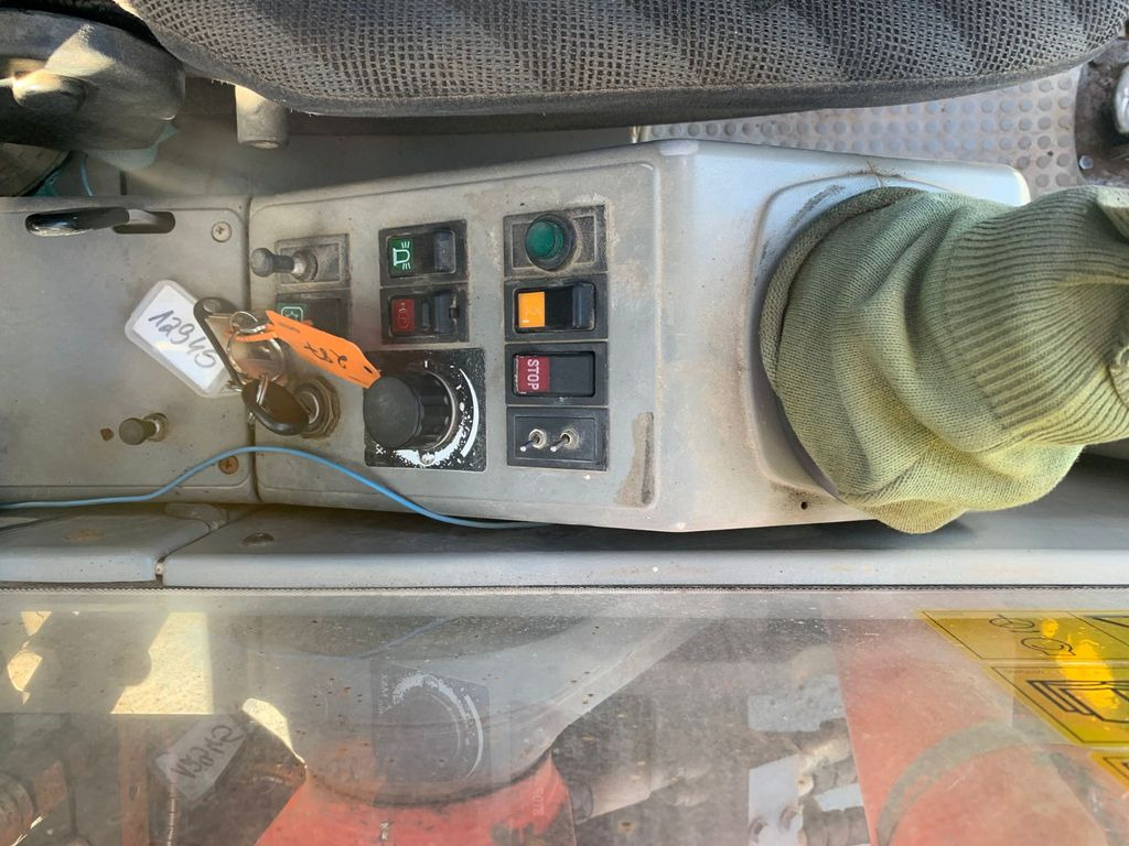 Τροχοφόρος εκσκαφέας O & K MH 5.5 Bagger/viel neu+Service: φωτογραφία 9 Τροχοφόρος εκσκαφέας O & K MH 5.5 Bagger/viel neu+Service: φωτογραφία 9