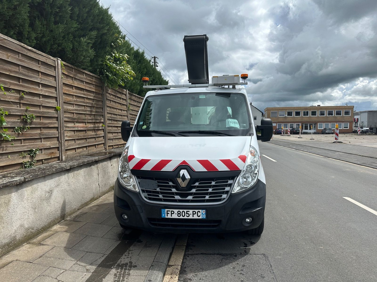 Renault Master III Steiger/11,2m/3,5t/Klubb K26/Klima - Φορτηγό με εναέρια πλατφόρμα: φωτογραφία 2 Renault Master III Steiger/11,2m/3,5t/Klubb K26/Klima - Φορτηγό με εναέρια πλατφόρμα: φωτογραφία 2