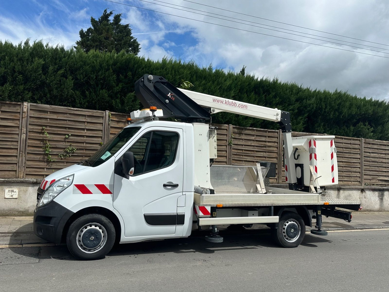 Renault Master III Steiger/11,2m/3,5t/Klubb K26/Klima - Φορτηγό με εναέρια πλατφόρμα: φωτογραφία 1 Renault Master III Steiger/11,2m/3,5t/Klubb K26/Klima - Φορτηγό με εναέρια πλατφόρμα: φωτογραφία 1