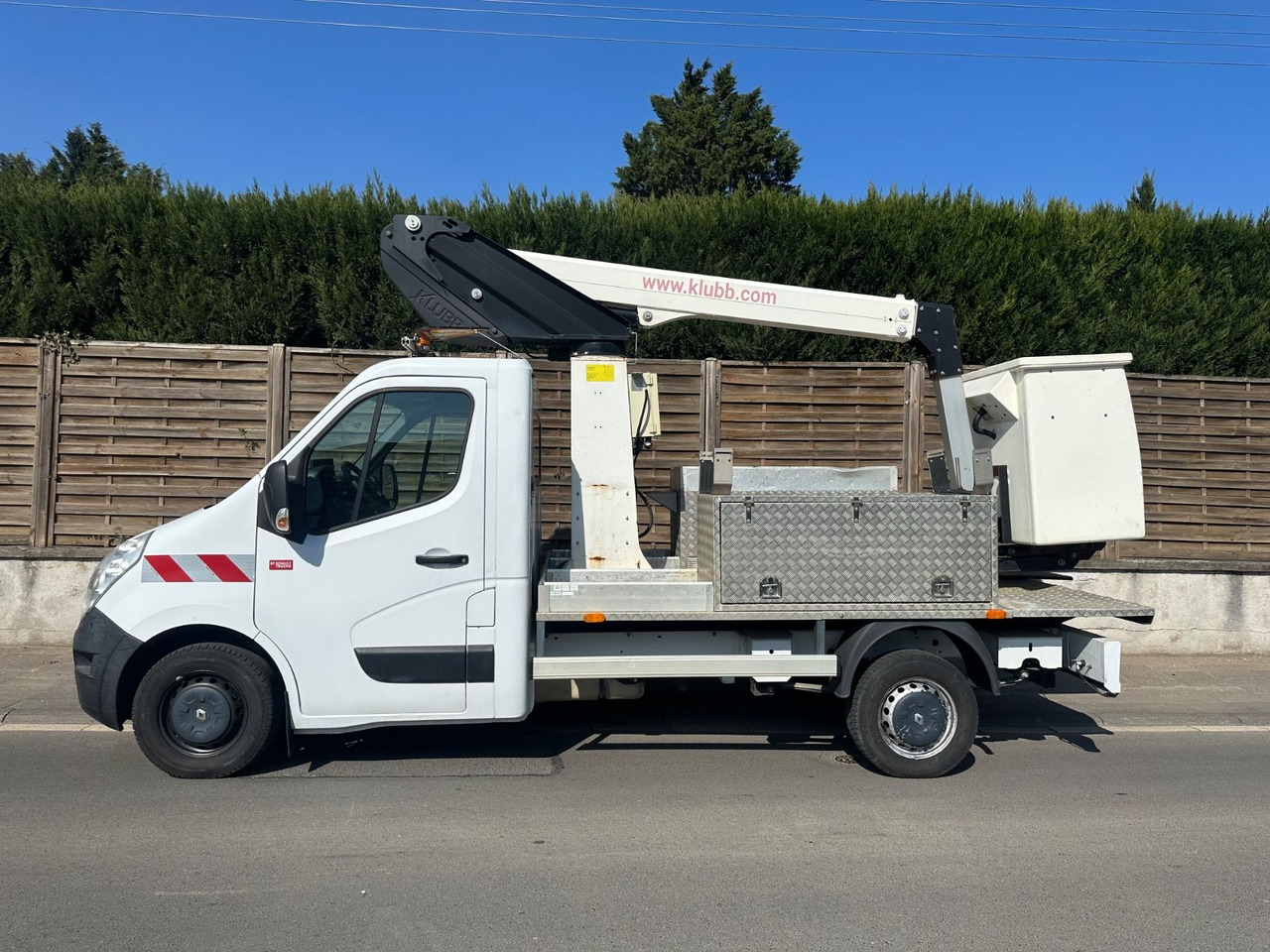 Renault Master Renault Master - Φορτηγό με εναέρια πλατφόρμα, Ελαφρύ επαγγελματικό: φωτογραφία 4 Renault Master Renault Master - Φορτηγό με εναέρια πλατφόρμα, Ελαφρύ επαγγελματικό: φωτογραφία 4