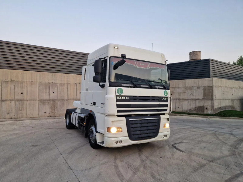 DAF XF 106.460 - Τράκτορες τελωνείων: φωτογραφία 3 DAF XF 106.460 - Τράκτορες τελωνείων: φωτογραφία 3