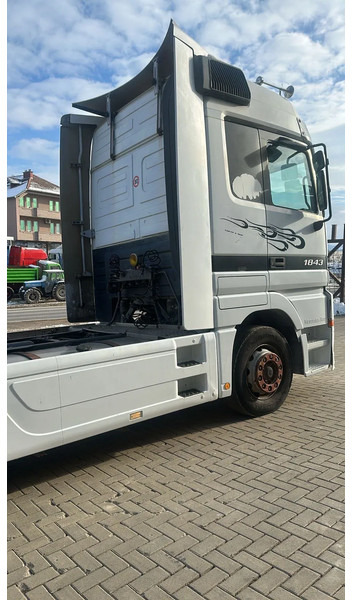 Τράκτορας Mercedes-Benz Actros 1843: φωτογραφία 6