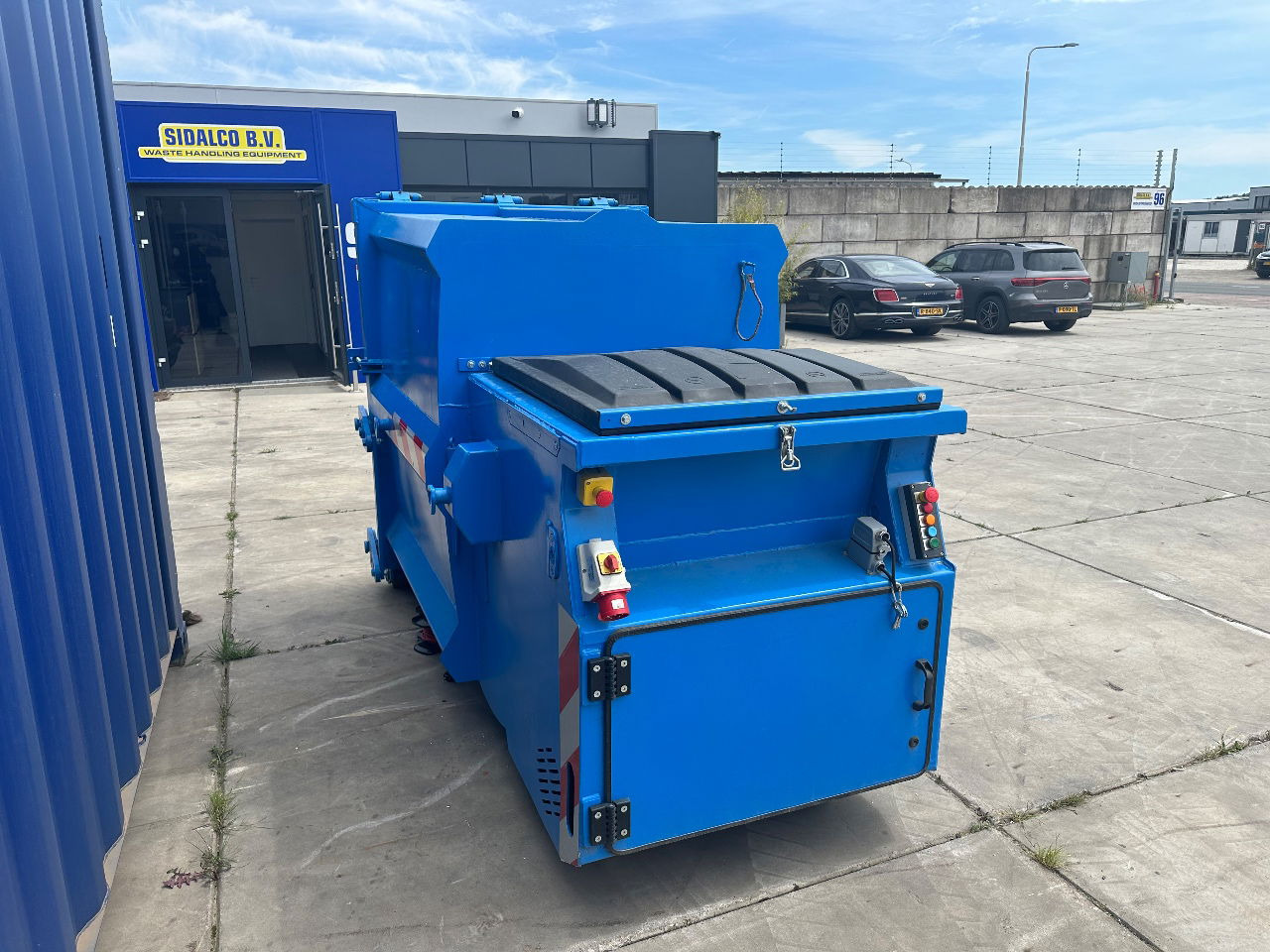 Sidalco Mini pers nat afval 2.5 m3 - Απορριμματοφόρο - αμάξωμα: φωτογραφία 2 Sidalco Mini pers nat afval 2.5 m3 - Απορριμματοφόρο - αμάξωμα: φωτογραφία 2