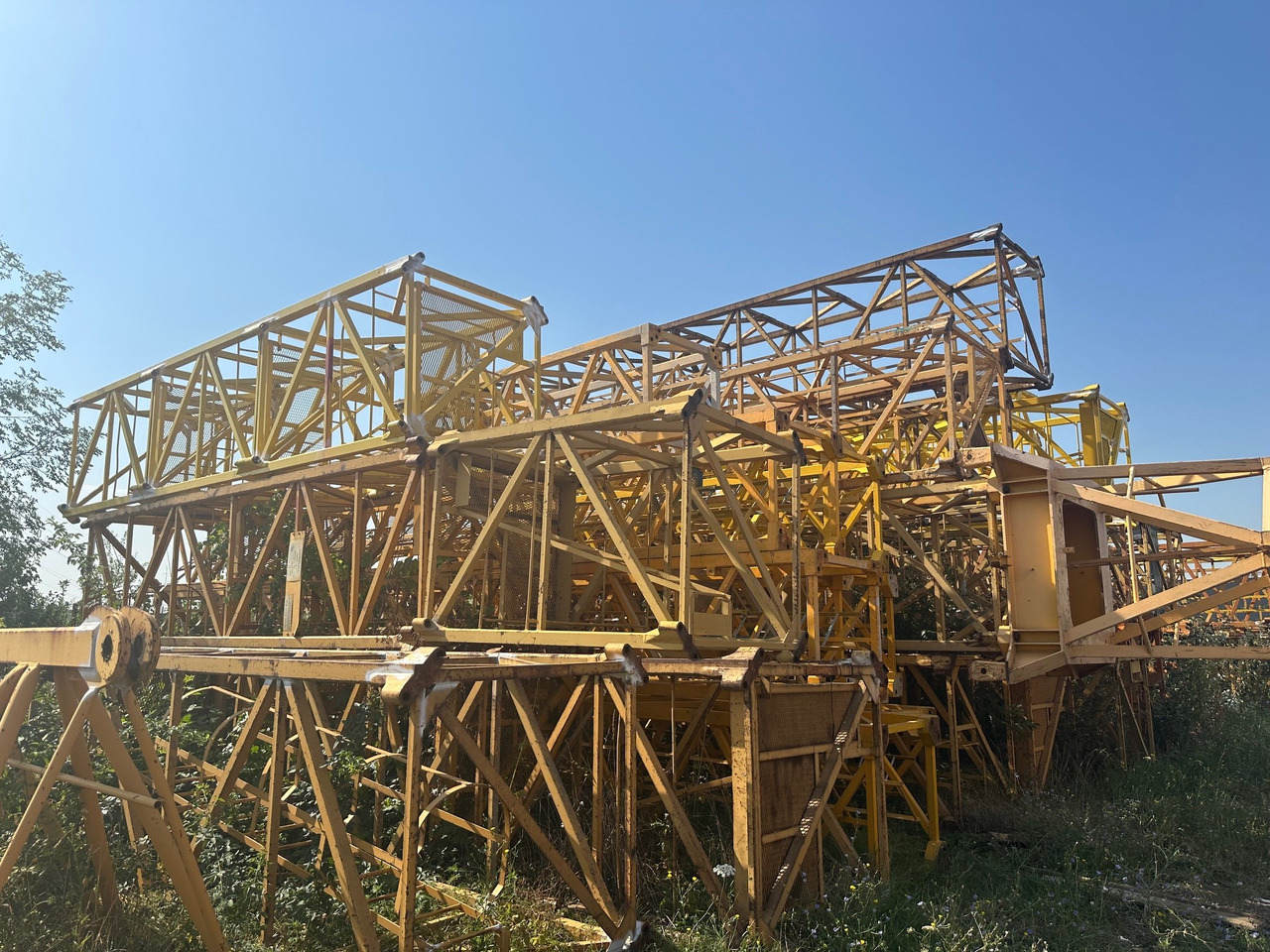 LIEBHERR 120 HC sections 1,8 m x 1,8 m & 256 HC 2,3 m x 2,3 m - Πυργογερανός: φωτογραφία 1 LIEBHERR 120 HC sections 1,8 m x 1,8 m & 256 HC 2,3 m x 2,3 m - Πυργογερανός: φωτογραφία 1
