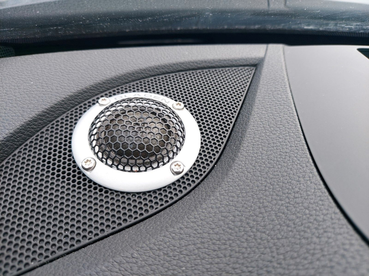 Station wagon Audi A4 Avant 50 TDI Quattro S-Line Pano ACC Radar: φωτογραφία 16 Station wagon Audi A4 Avant 50 TDI Quattro S-Line Pano ACC Radar: φωτογραφία 16