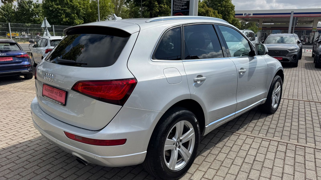 Audi Q5 2.0 TFSI tiptronic quattro Leder Xenon Pano - SUV: φωτογραφία 5 Audi Q5 2.0 TFSI tiptronic quattro Leder Xenon Pano - SUV: φωτογραφία 5