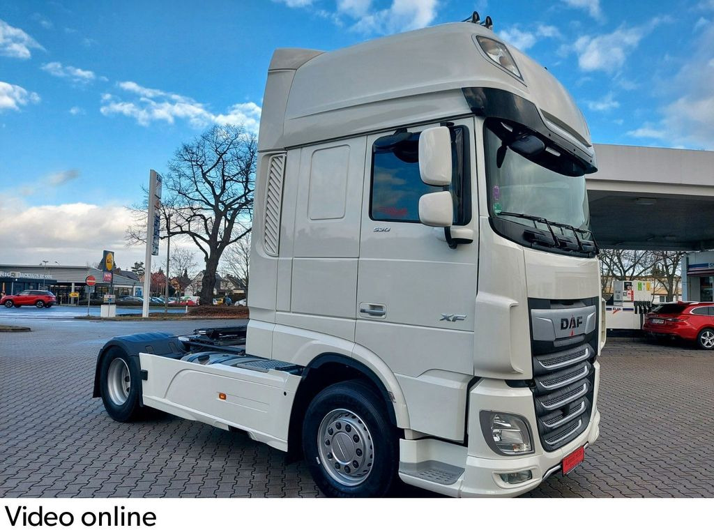DAF XF 530 FT SuperSpaceCab ACC Luftfeder Retarder - Τράκτορας: φωτογραφία 1 DAF XF 530 FT SuperSpaceCab ACC Luftfeder Retarder - Τράκτορας: φωτογραφία 1