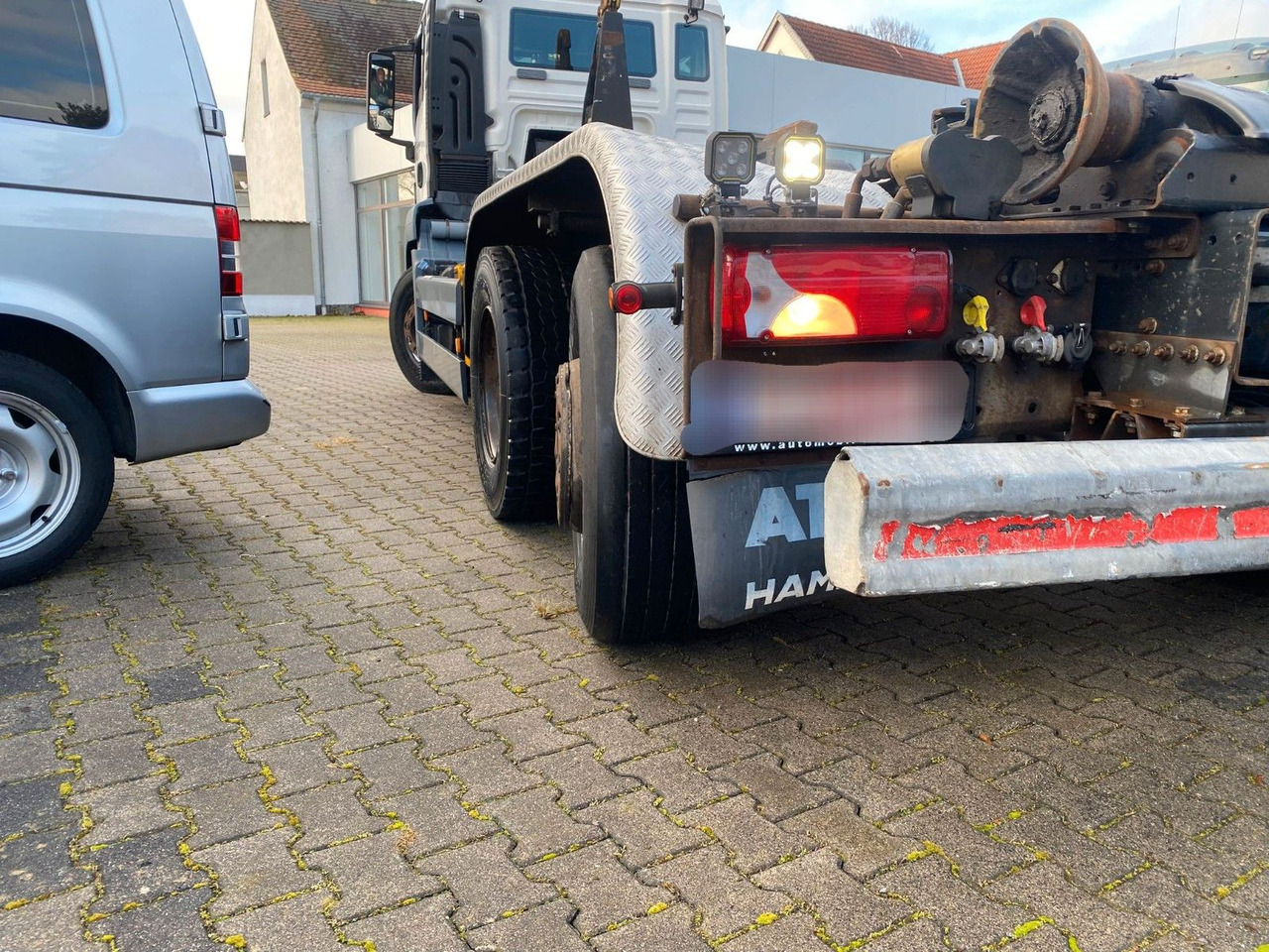 Φορτηγό φόρτωσης γάντζου MAN 26.400 ABROLLER HIAB: φωτογραφία 12 Φορτηγό φόρτωσης γάντζου MAN 26.400 ABROLLER HIAB: φωτογραφία 12