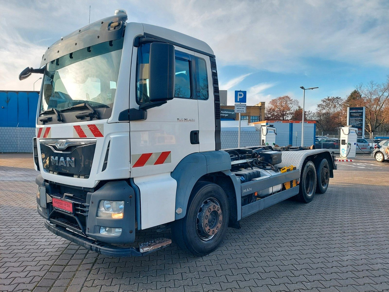 Φορτηγό φόρτωσης γάντζου MAN 26.400 ABROLLER HIAB: φωτογραφία 6 Φορτηγό φόρτωσης γάντζου MAN 26.400 ABROLLER HIAB: φωτογραφία 6