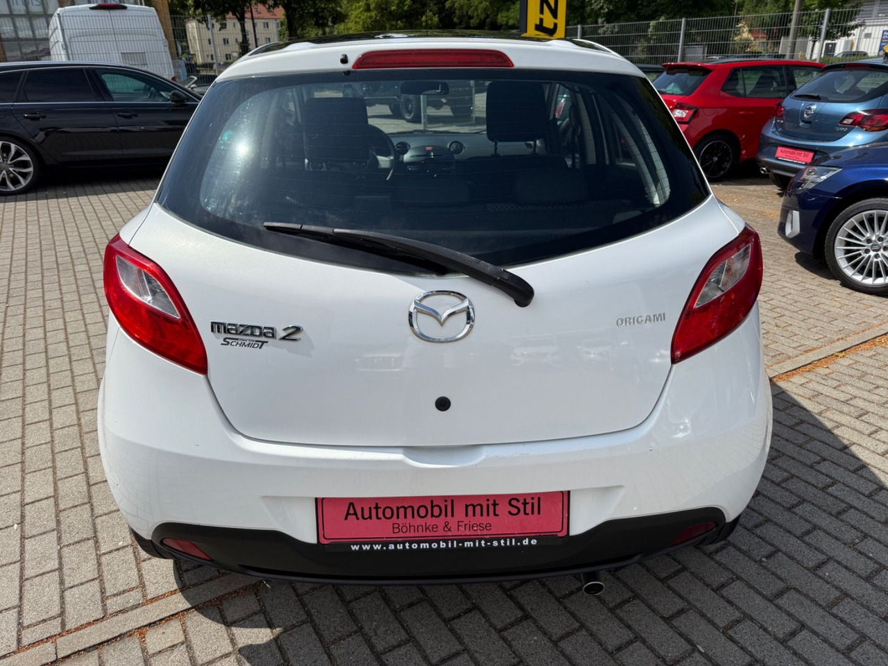 Mazda 2 Lim. 1.3 Origami 5 TÜER KLIMA SHZ TÜV NEU - Αυτοκίνητο: φωτογραφία 5 Mazda 2 Lim. 1.3 Origami 5 TÜER KLIMA SHZ TÜV NEU - Αυτοκίνητο: φωτογραφία 5