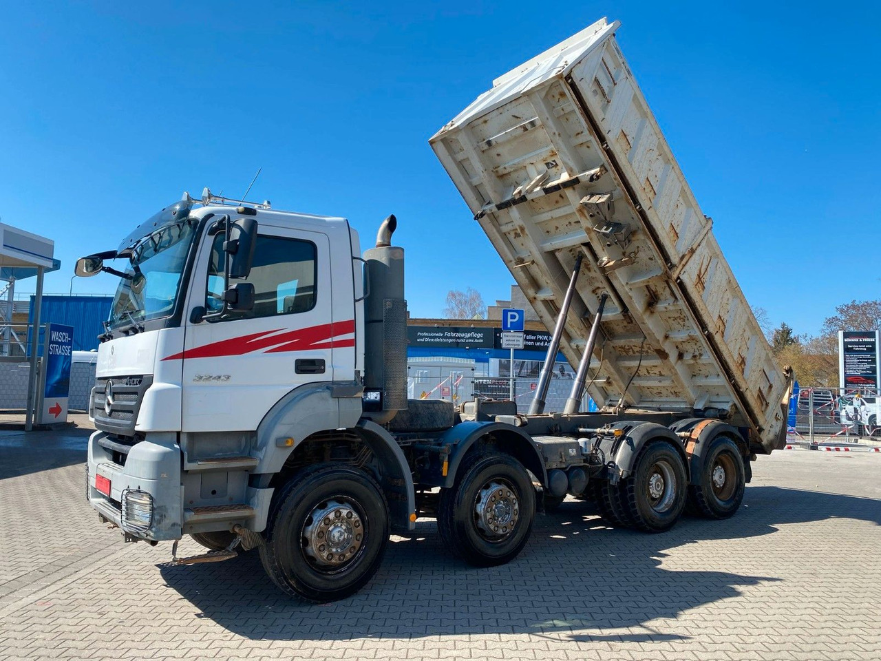 Mercedes-Benz Axor 2 C 4-Achser 3243 8x4 Kipp RETARDER MEILLER - Φορτηγό ανατρεπόμενο: φωτογραφία 2 Mercedes-Benz Axor 2 C 4-Achser 3243 8x4 Kipp RETARDER MEILLER - Φορτηγό ανατρεπόμενο: φωτογραφία 2