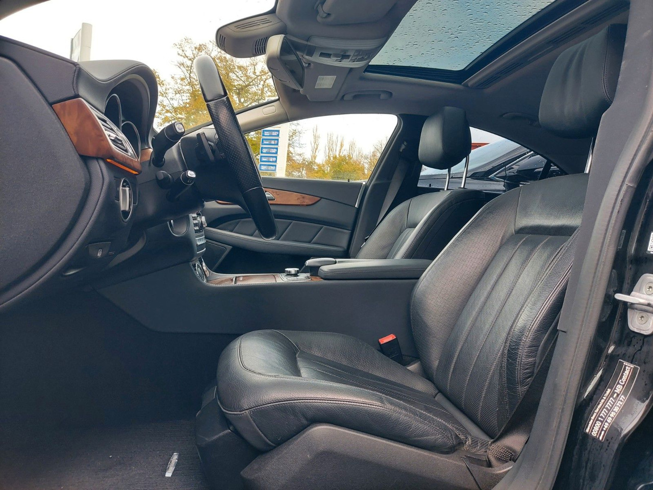 Mercedes-Benz CLS 350 CDI BE Xenon Leder Navi Sitzbelüftung - Λιμουζίνα/ Sedan: φωτογραφία 3 Mercedes-Benz CLS 350 CDI BE Xenon Leder Navi Sitzbelüftung - Λιμουζίνα/ Sedan: φωτογραφία 3