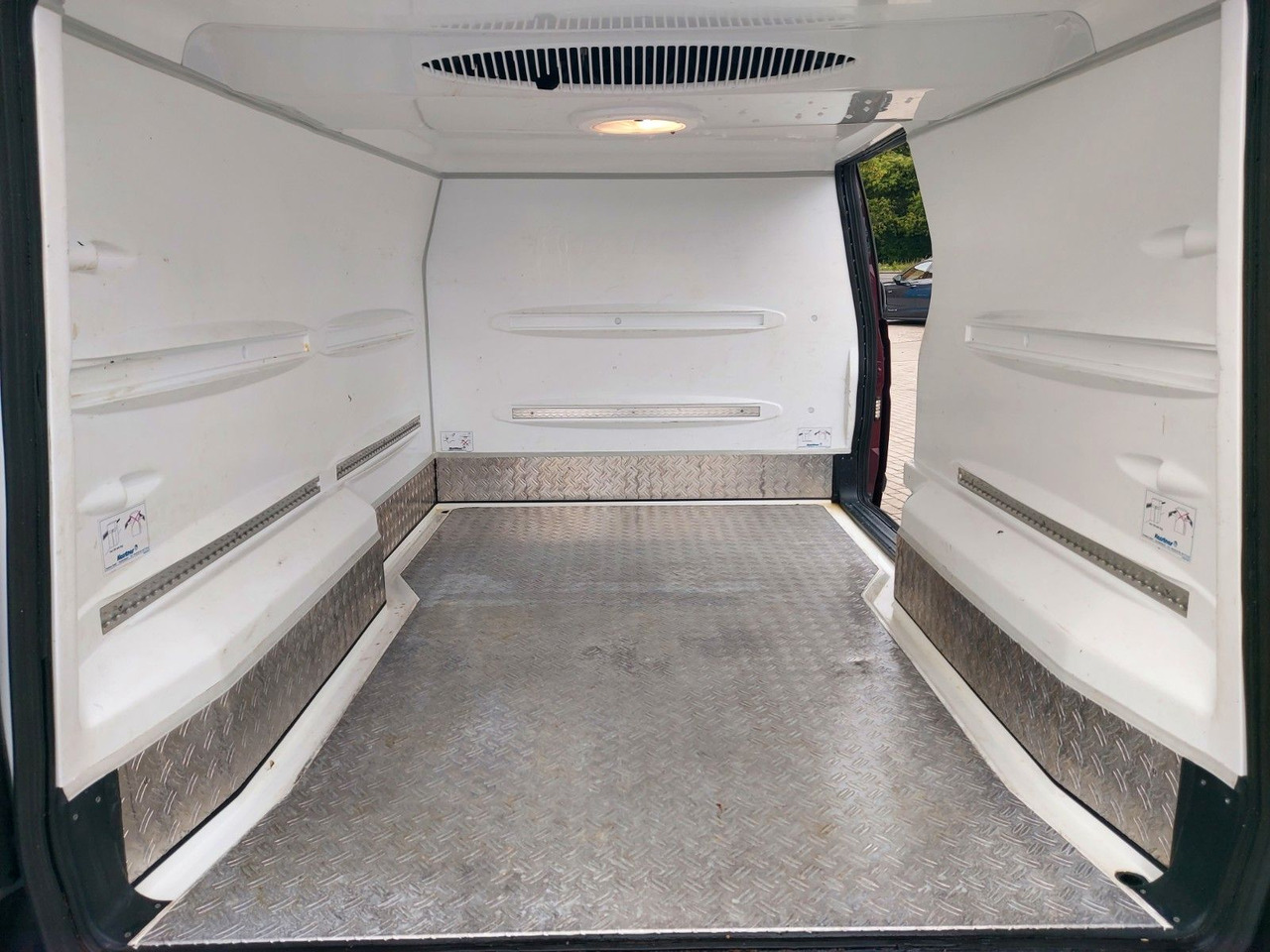 Mercedes-Benz Vito 116 CDI Lang Kühler Cooler KERSTNER 220V - Επαγγελματικό αυτοκίνητο ψυγείο: φωτογραφία 3 Mercedes-Benz Vito 116 CDI Lang Kühler Cooler KERSTNER 220V - Επαγγελματικό αυτοκίνητο ψυγείο: φωτογραφία 3