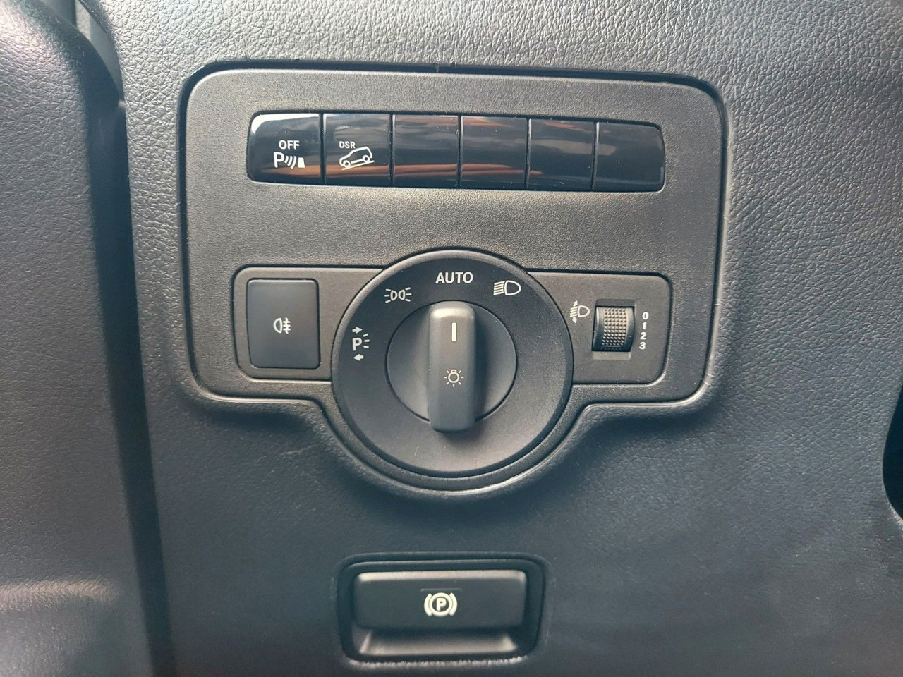 Επιβατικό βαν Mercedes-Benz Vito Mixto 114 4MATIC Extra lang Autom. 4x4: φωτογραφία 21