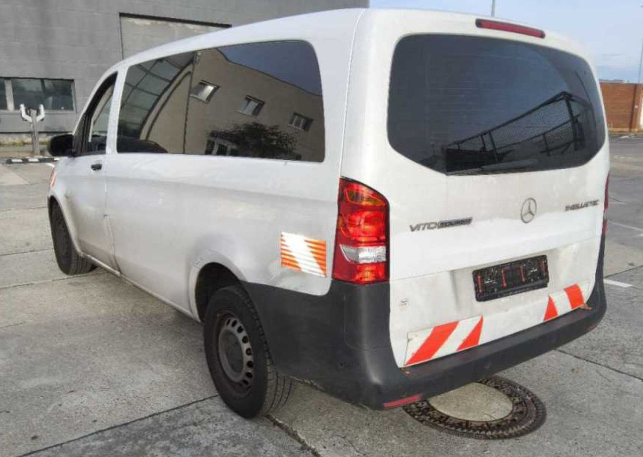 Mercedes-Benz Vito Tourer 114CDI Lang TOURER KLIMA 10 /26 TÜV - Επιβατικό βαν: φωτογραφία 3 Mercedes-Benz Vito Tourer 114CDI Lang TOURER KLIMA 10 /26 TÜV - Επιβατικό βαν: φωτογραφία 3
