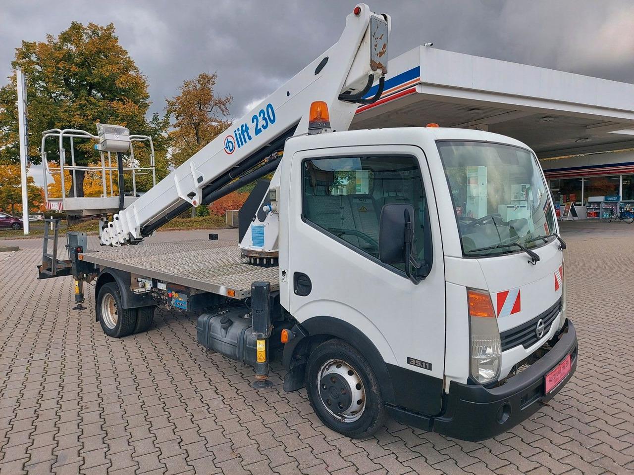 Nissan CABSTAR 35.11 HUBARBEITSBÜHNE LIFT 23 METER NEU - Φορτηγό με εναέρια πλατφόρμα: φωτογραφία 3 Nissan CABSTAR 35.11 HUBARBEITSBÜHNE LIFT 23 METER NEU - Φορτηγό με εναέρια πλατφόρμα: φωτογραφία 3