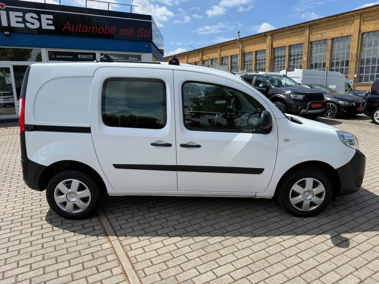 Renault Kangoo Rapid Extra Klima AHK DACHTRÄGER WORKER - Αυτοκίνητο: φωτογραφία 3 Renault Kangoo Rapid Extra Klima AHK DACHTRÄGER WORKER - Αυτοκίνητο: φωτογραφία 3