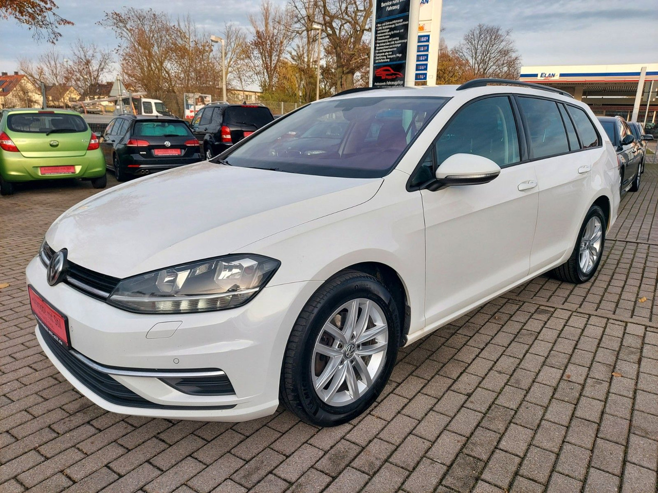 Volkswagen Golf VII Variant DSG Comfort ACC Massage Nav DAB - Station wagon: φωτογραφία 4 Volkswagen Golf VII Variant DSG Comfort ACC Massage Nav DAB - Station wagon: φωτογραφία 4