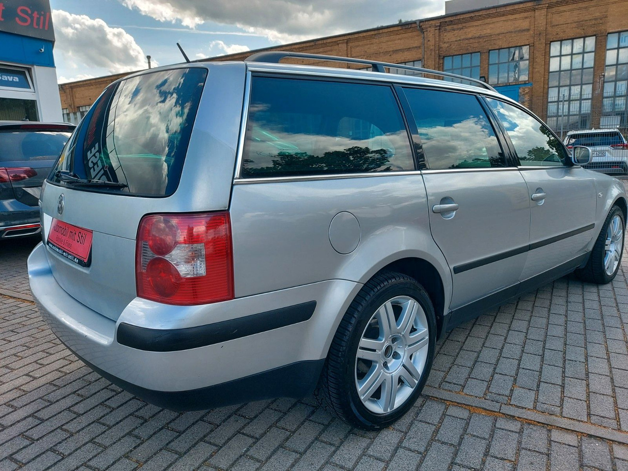 Volkswagen Passat Variant Family Klima Sitzheizung - Αυτοκίνητο: φωτογραφία 4 Volkswagen Passat Variant Family Klima Sitzheizung - Αυτοκίνητο: φωτογραφία 4