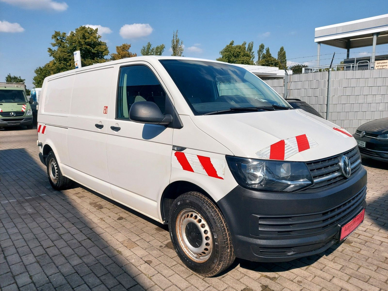 Volkswagen T6 Transporter Kasten Kombi lang Motorschaden - Επιβατικό βαν: φωτογραφία 2 Volkswagen T6 Transporter Kasten Kombi lang Motorschaden - Επιβατικό βαν: φωτογραφία 2