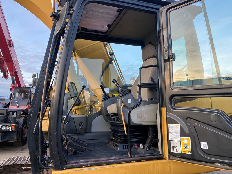 Caterpillar 320 DL NVT - Ερπυστριοφόρος εκσκαφέας: φωτογραφία 4 Caterpillar 320 DL NVT - Ερπυστριοφόρος εκσκαφέας: φωτογραφία 4