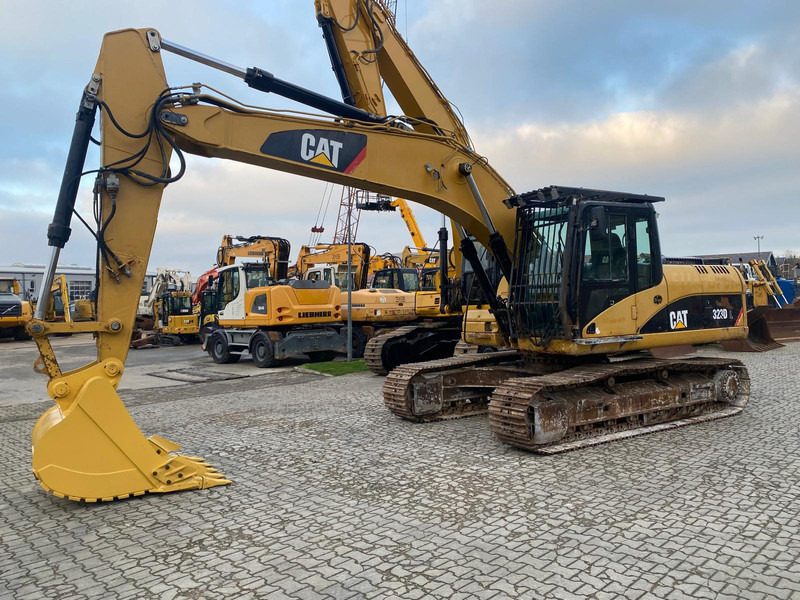 Caterpillar 323D NVT - Ερπυστριοφόρος εκσκαφέας: φωτογραφία 2 Caterpillar 323D NVT - Ερπυστριοφόρος εκσκαφέας: φωτογραφία 2