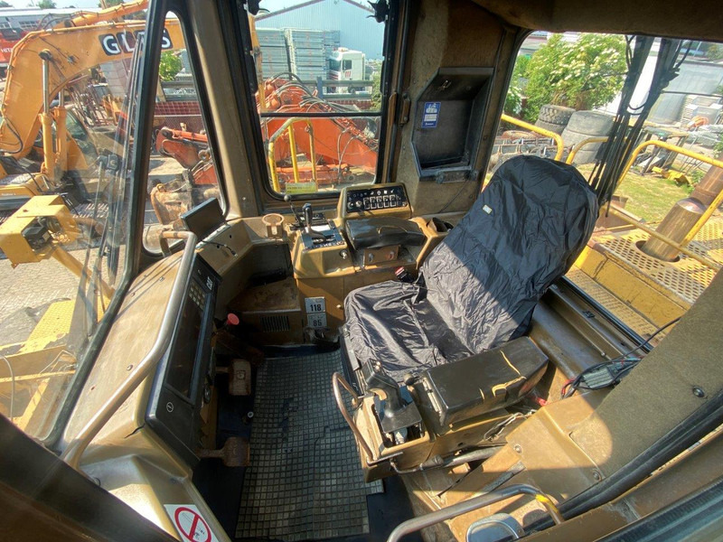 Ελαστιχοφόρος φορτωτής Caterpillar 992 D: φωτογραφία 6