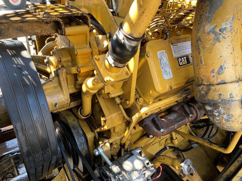 Ελαστιχοφόρος φορτωτής Caterpillar 992 D: φωτογραφία 8