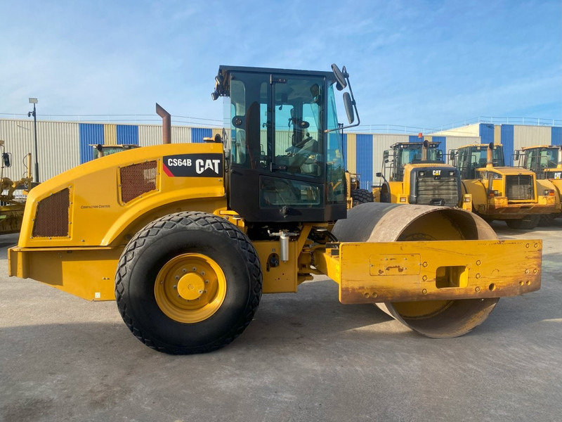 Caterpillar CS64B NVT - Οδοστρωτήρας: φωτογραφία 5 Caterpillar CS64B NVT - Οδοστρωτήρας: φωτογραφία 5