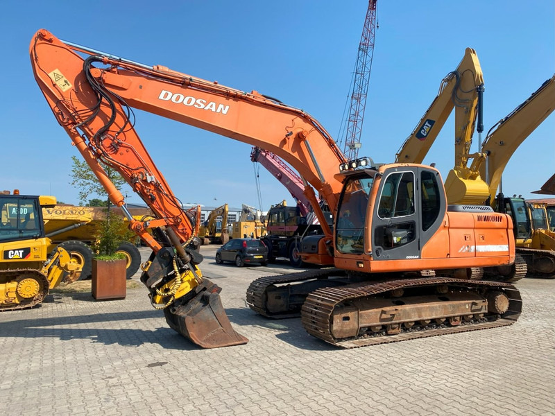 Doosan DX 225 LC-3 NVT - Ερπυστριοφόρος εκσκαφέας: φωτογραφία 3 Doosan DX 225 LC-3 NVT - Ερπυστριοφόρος εκσκαφέας: φωτογραφία 3