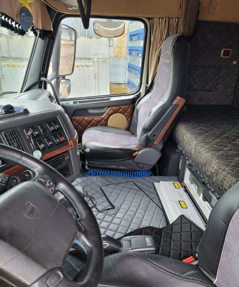 Volvo FH13 440AG - Τράκτορας: φωτογραφία 4 Volvo FH13 440AG - Τράκτορας: φωτογραφία 4