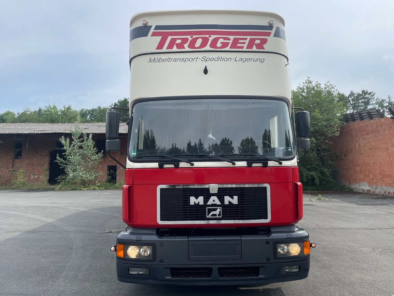 MAN 18.264 M40 Wohnmobil/4xBett/AC/Standheizung/EU2 - Τροχόσπιτο: φωτογραφία 2 MAN 18.264 M40 Wohnmobil/4xBett/AC/Standheizung/EU2 - Τροχόσπιτο: φωτογραφία 2