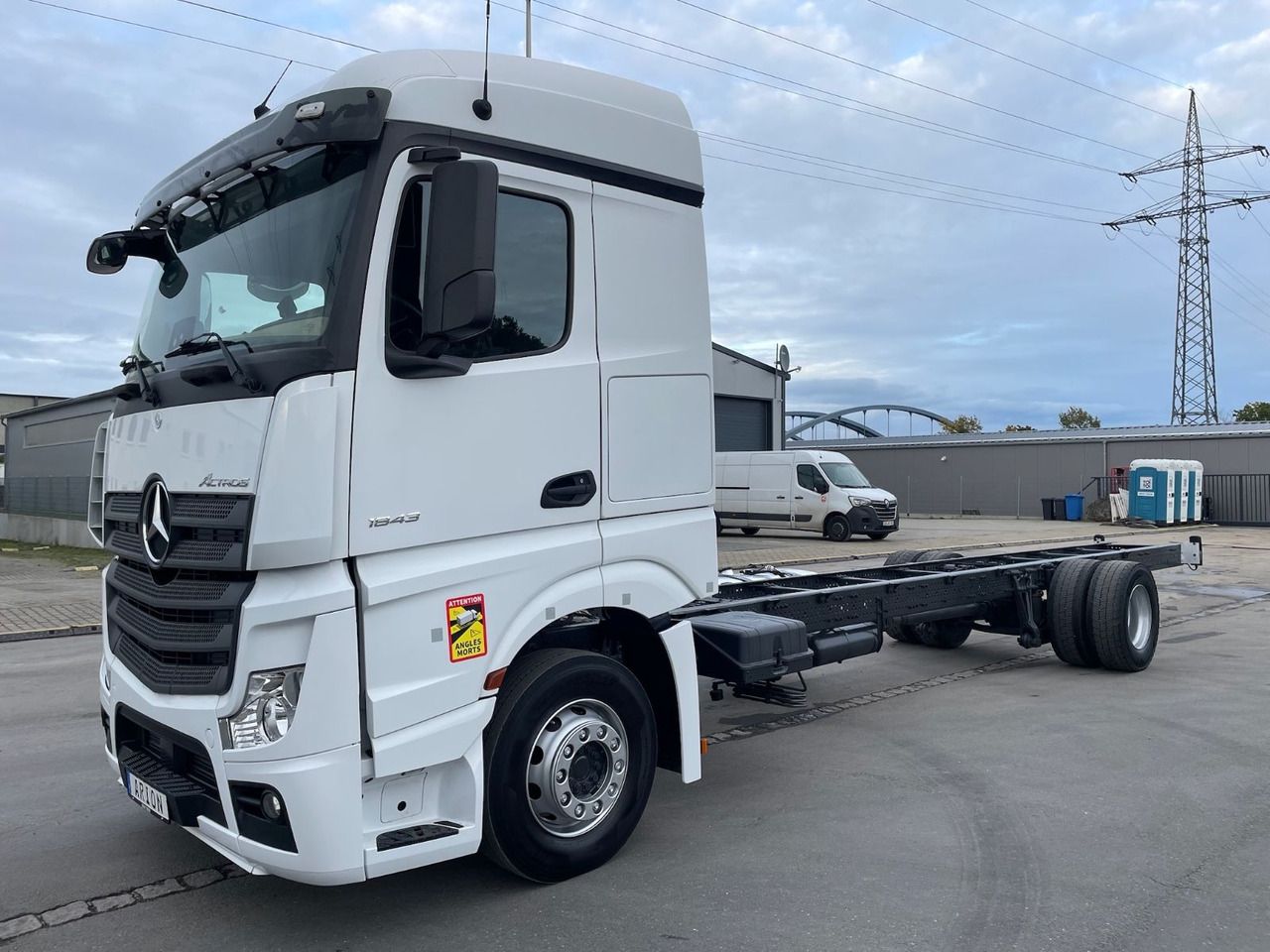 Mercedes-Benz Actros 4 1843 4x2 Fahrgestell/StandAC/ACC/EU6 - Φορτηγό σασί: φωτογραφία 3 Mercedes-Benz Actros 4 1843 4x2 Fahrgestell/StandAC/ACC/EU6 - Φορτηγό σασί: φωτογραφία 3