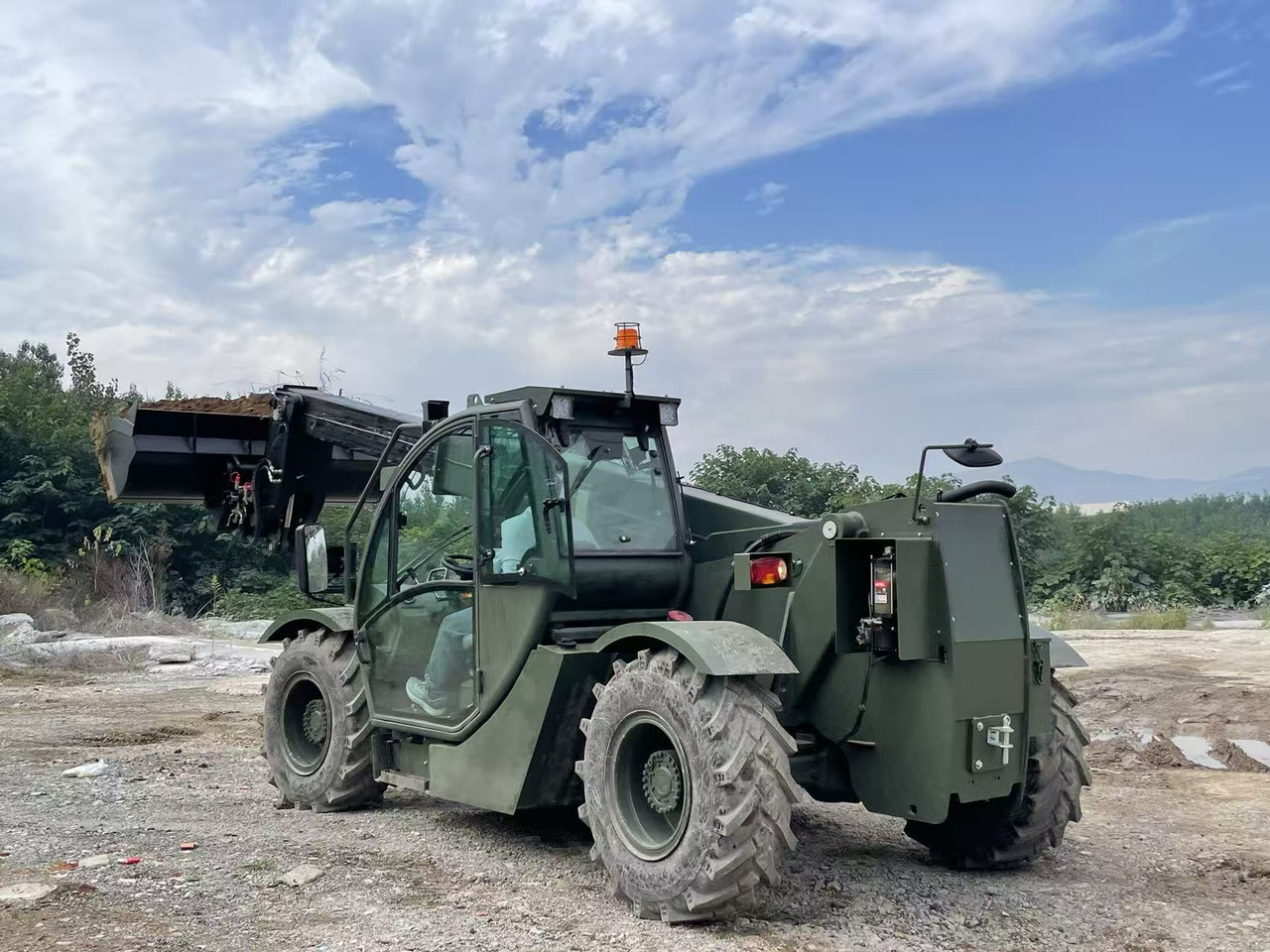 JIELI JL7030 I am looking for a distributor:) - Τηλεσκοπικός φορτωτής: φωτογραφία 2 JIELI JL7030 I am looking for a distributor:) - Τηλεσκοπικός φορτωτής: φωτογραφία 2