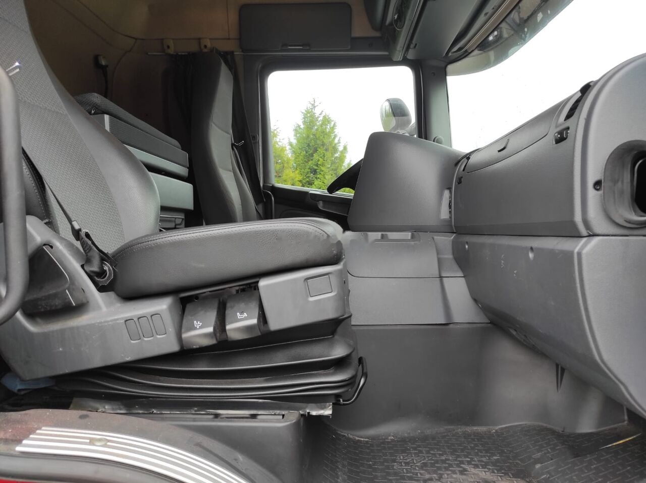 Φορτηγό ψυγείο Scania P 320: φωτογραφία 16
