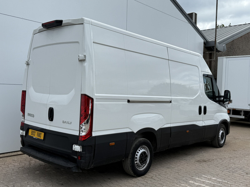 Iveco Daily 35S14 2.3 L2H2 Airco Cruise 3.5ton Trekgewicht Lucht geveerde stoel - Μικρό βαν: φωτογραφία 3 Iveco Daily 35S14 2.3 L2H2 Airco Cruise 3.5ton Trekgewicht Lucht geveerde stoel - Μικρό βαν: φωτογραφία 3