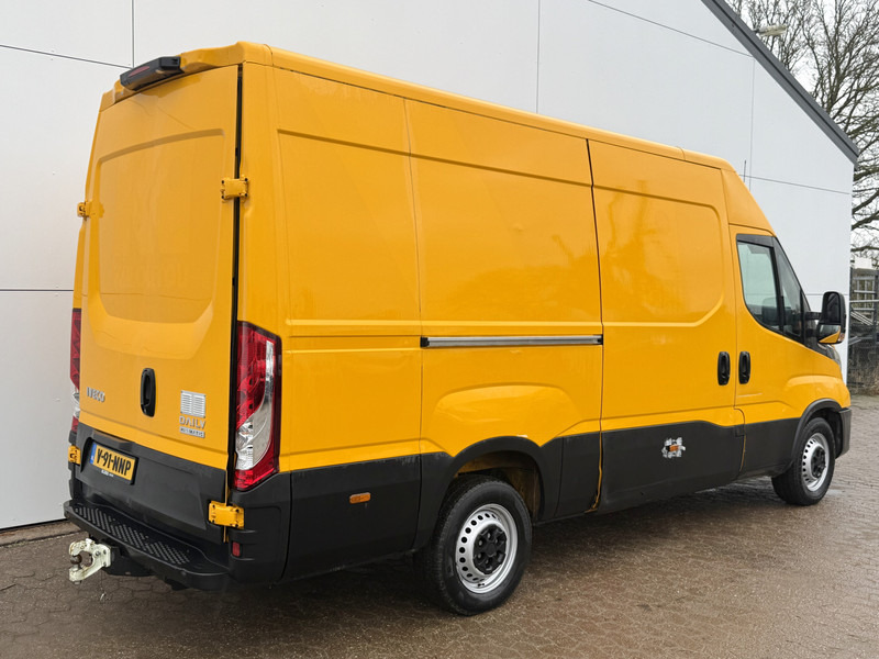 Iveco Daily 35S16 2.3 Automaat L2H2 Oprijplaat Trekhaak Climate Control Cruise Control Lucht Geveerde Stoel - Βαν: φωτογραφία 3 Iveco Daily 35S16 2.3 Automaat L2H2 Oprijplaat Trekhaak Climate Control Cruise Control Lucht Geveerde Stoel - Βαν: φωτογραφία 3