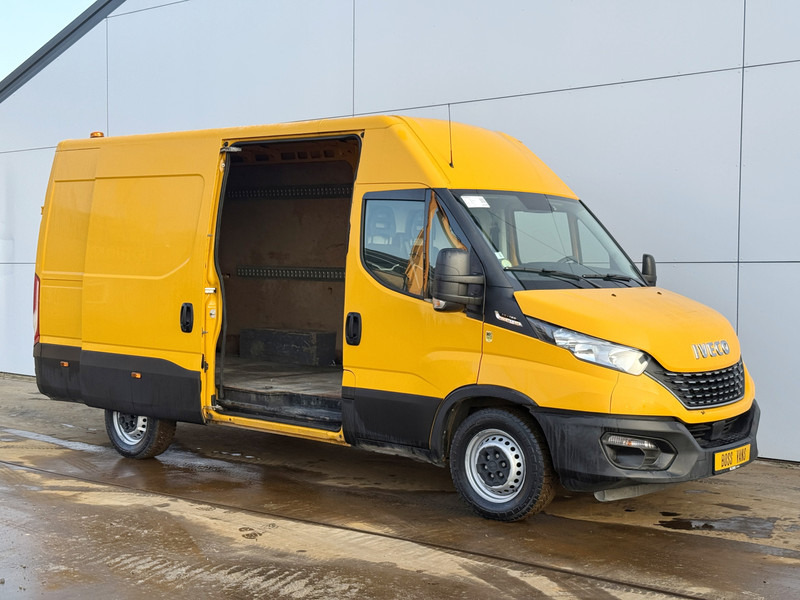 Iveco Daily 35S16 2.3 Automaat L2H2 Oprijplaat Trekhaak Climate Control Cruise Control Lucht Geveerde Stoel - Βαν: φωτογραφία 5 Iveco Daily 35S16 2.3 Automaat L2H2 Oprijplaat Trekhaak Climate Control Cruise Control Lucht Geveerde Stoel - Βαν: φωτογραφία 5
