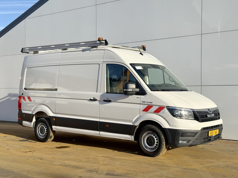 MAN TGE 3.140 2.0 TDI L3H3 Airco Cruise Control Trekhaak Carplay Navigatie Parkeersensoren voor achter - Βαν: φωτογραφία 4 MAN TGE 3.140 2.0 TDI L3H3 Airco Cruise Control Trekhaak Carplay Navigatie Parkeersensoren voor achter - Βαν: φωτογραφία 4