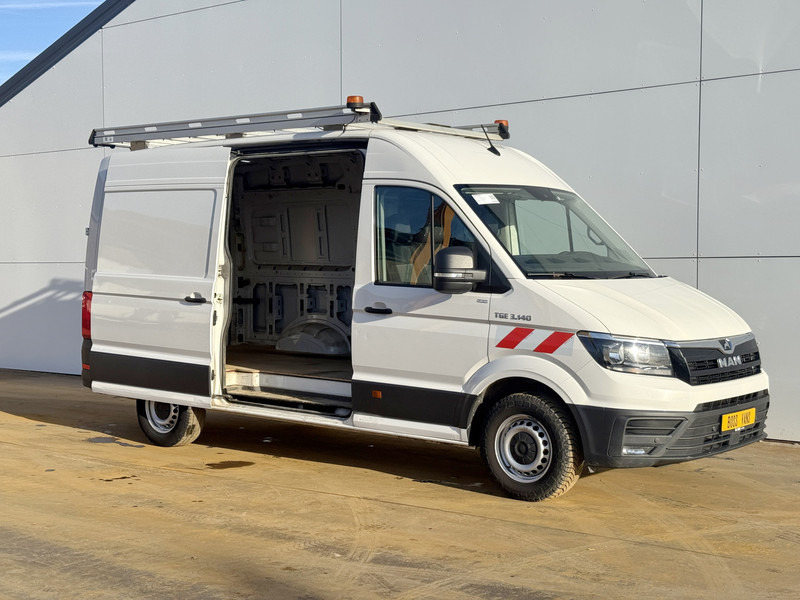 MAN TGE 3.140 2.0 TDI L3H3 Airco Cruise Control Trekhaak Carplay Navigatie Parkeersensoren voor achter - Βαν: φωτογραφία 5 MAN TGE 3.140 2.0 TDI L3H3 Airco Cruise Control Trekhaak Carplay Navigatie Parkeersensoren voor achter - Βαν: φωτογραφία 5