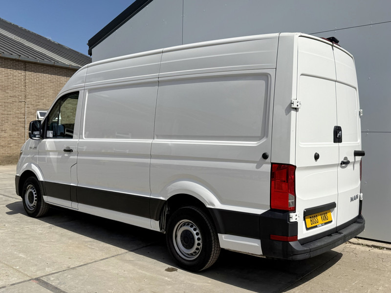 MAN TGE 3.140 2.0 TDI L3H3 Automaat Airco Cruise Control Camera Apple Carplay Parkeersensoren voor achter - Βαν: φωτογραφία 2 MAN TGE 3.140 2.0 TDI L3H3 Automaat Airco Cruise Control Camera Apple Carplay Parkeersensoren voor achter - Βαν: φωτογραφία 2