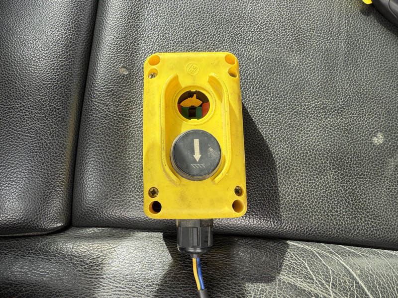 Όχημα με ανατρεπομενη καροτσα Mercedes-Benz Sprinter 514 2.2 CDI Kipper Dubbellucht 3.5t Trekhaak Climate Control Cruise Control Benne Tipper: φωτογραφία 16 Όχημα με ανατρεπομενη καροτσα Mercedes-Benz Sprinter 514 2.2 CDI Kipper Dubbellucht 3.5t Trekhaak Climate Control Cruise Control Benne Tipper: φωτογραφία 16