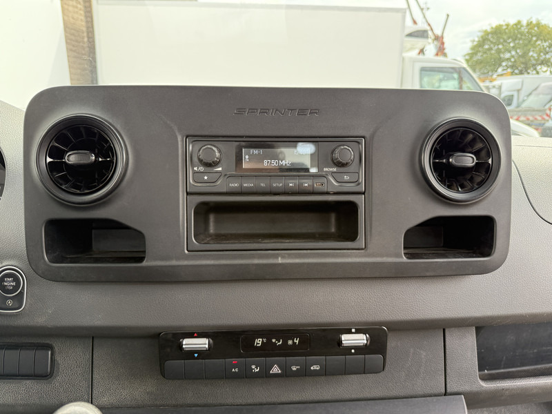 Όχημα με ανατρεπομενη καροτσα Mercedes-Benz Sprinter 514 2.2 CDI Kipper Dubbellucht 3.5t Trekhaak Climate Control Cruise Control Benne Tipper: φωτογραφία 17 Όχημα με ανατρεπομενη καροτσα Mercedes-Benz Sprinter 514 2.2 CDI Kipper Dubbellucht 3.5t Trekhaak Climate Control Cruise Control Benne Tipper: φωτογραφία 17