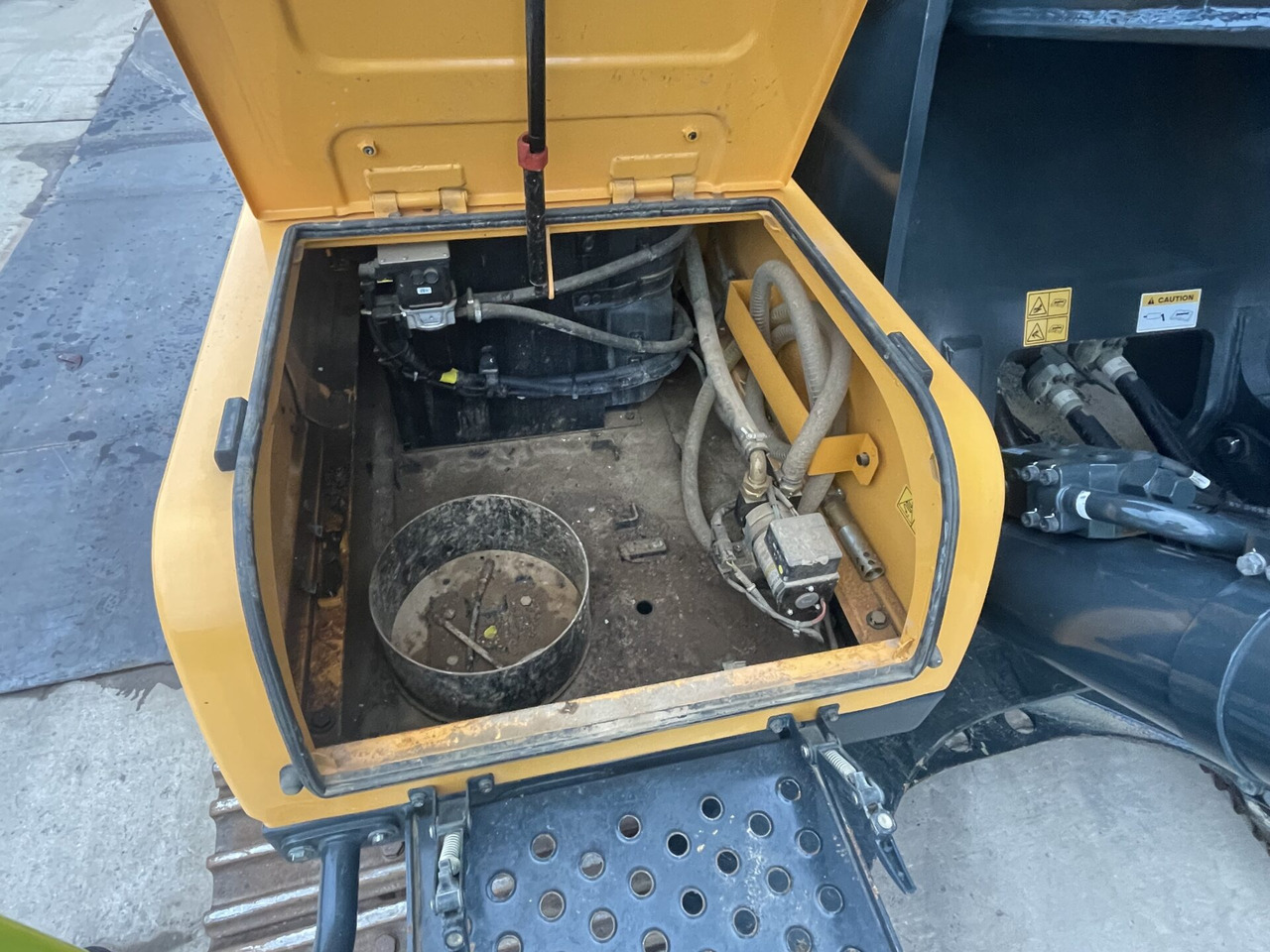 Ερπυστριοφόρος εκσκαφέας Hyundai HX380AL: φωτογραφία 15