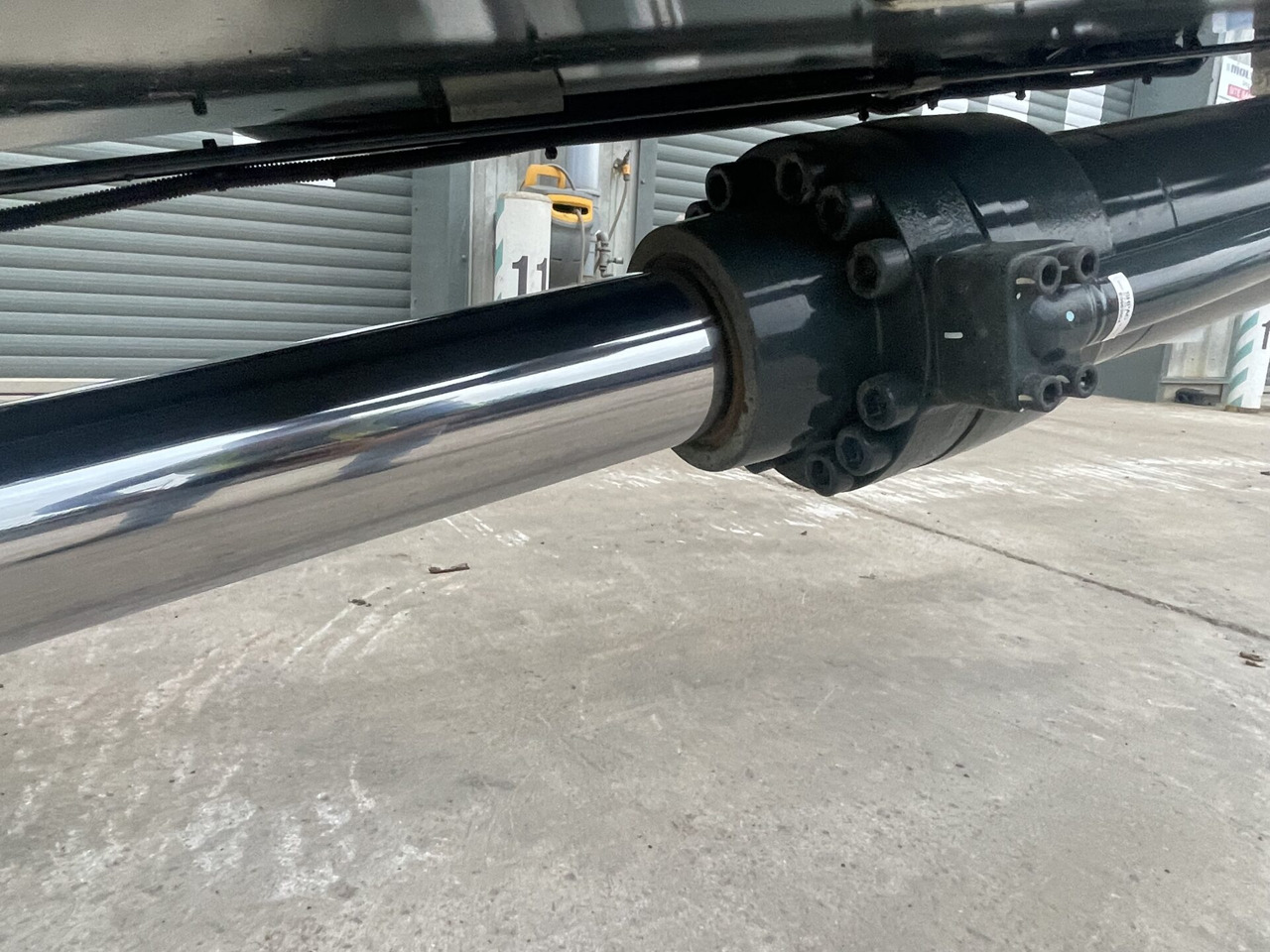 Ερπυστριοφόρος εκσκαφέας Hyundai HX380AL: φωτογραφία 9
